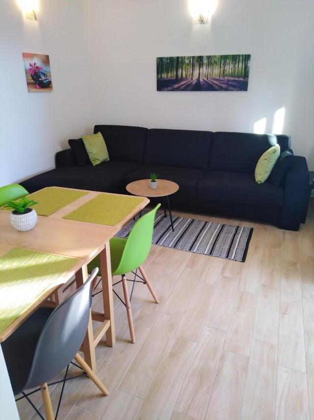 Sunny Day Apartments Tribalj Zewnętrze zdjęcie