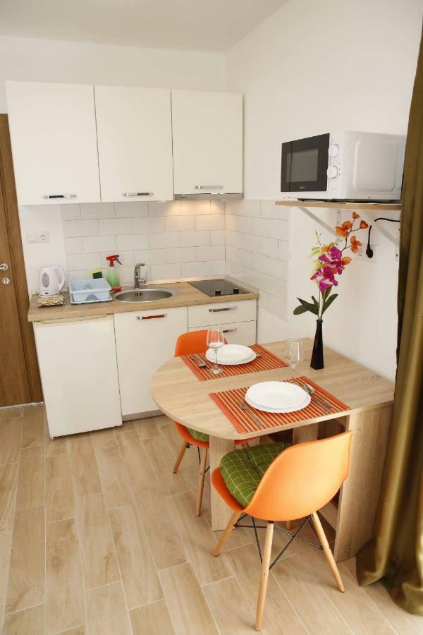 Sunny Day Apartments Tribalj Zewnętrze zdjęcie
