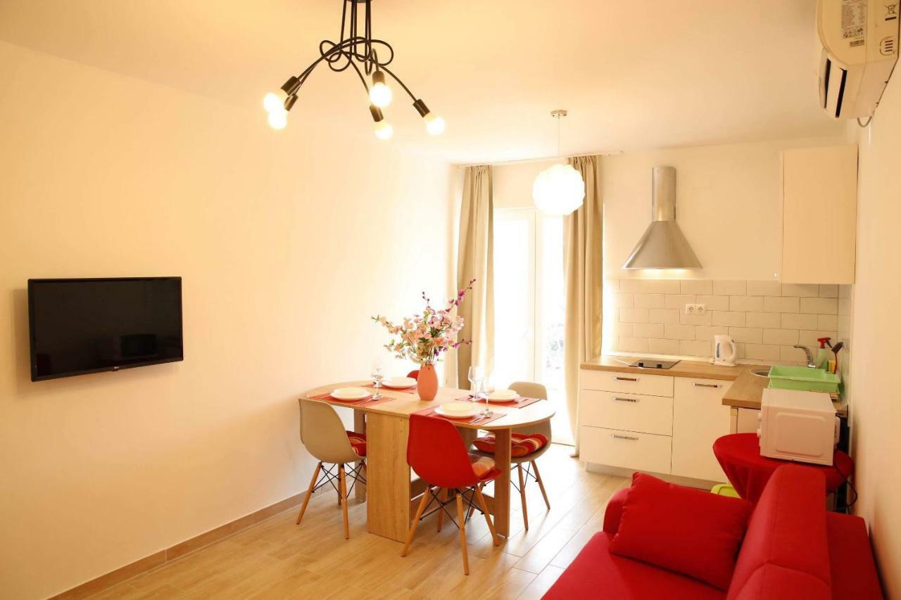 Sunny Day Apartments Tribalj Zewnętrze zdjęcie